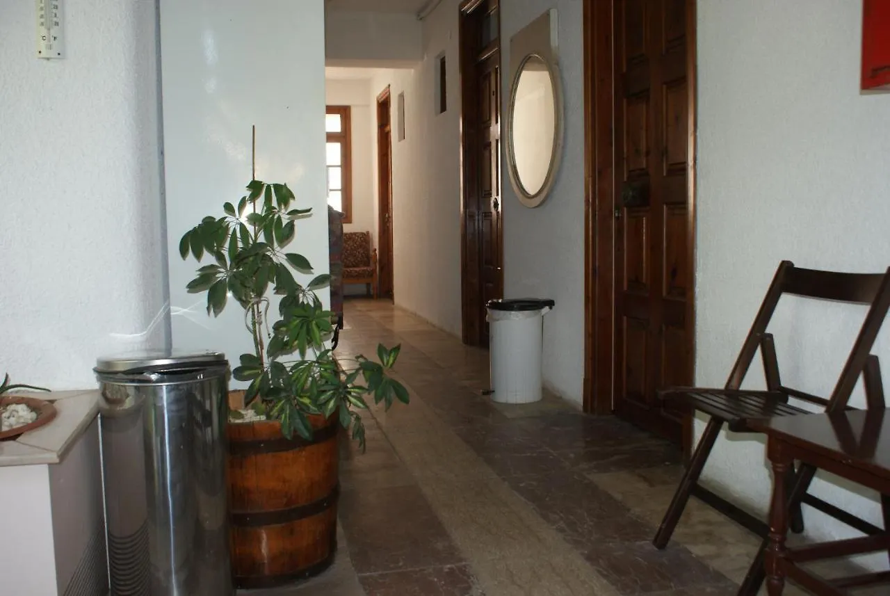 Hotel Agni -Enoikiazomena Diamerizmata Kallithea  Greece